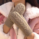 Women's Winter Mittens with Cable Knit Pattern and Thick Warm Design